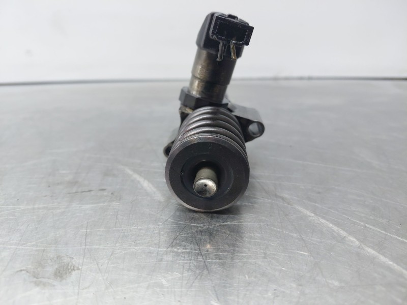 Recambio de inyector para volkswagen passat berlina (3c2) elegance referencia OEM IAM   