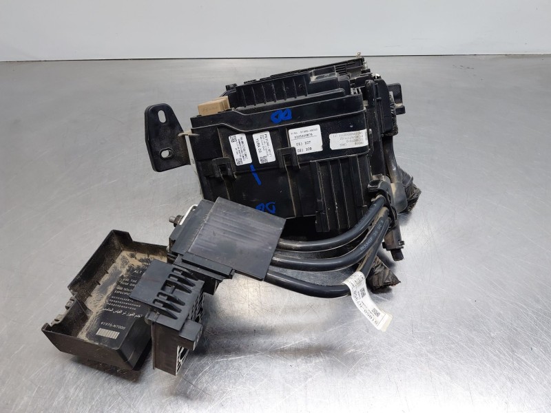 Recambio de caja reles / fusibles para hyundai tucson tecno sky referencia OEM IAM 91959N7010  