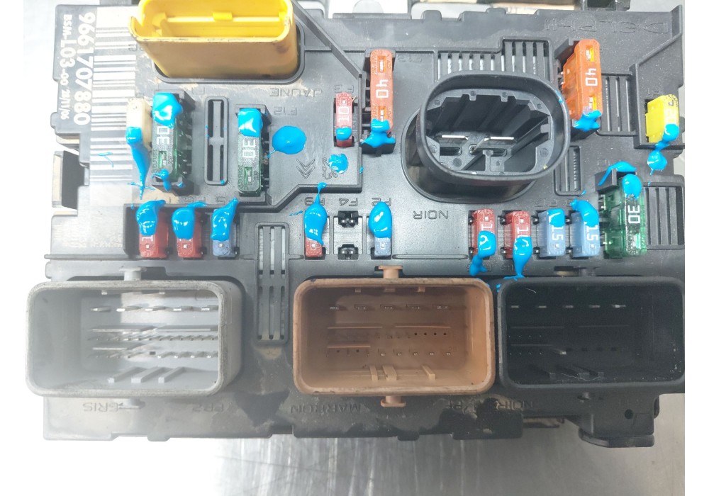 Recambio de caja reles / fusibles para citroën c3 i (fc_, fn_) 1.1 i referencia OEM IAM   