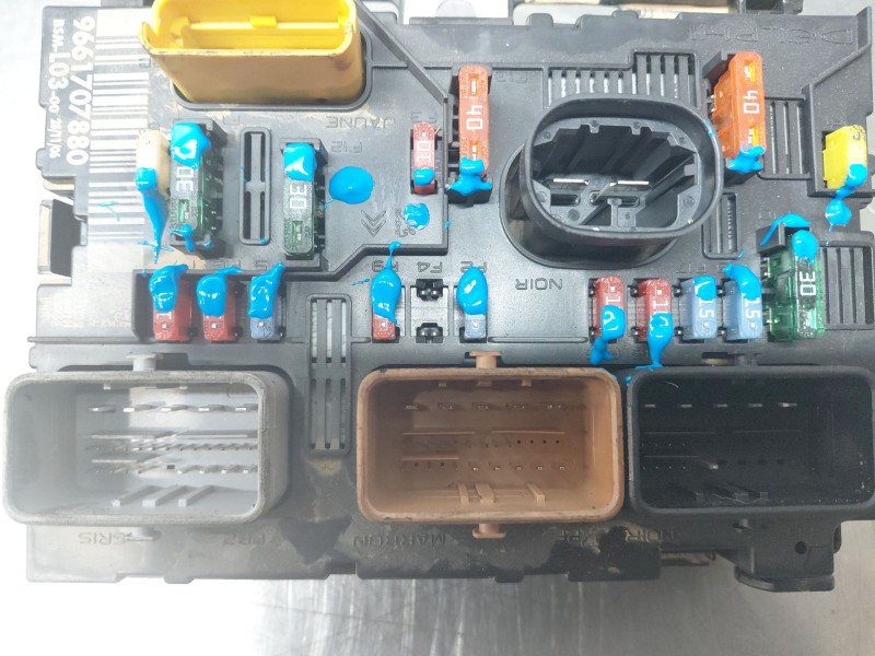 Recambio de caja reles / fusibles para citroën c3 i (fc_, fn_) 1.1 i referencia OEM IAM   