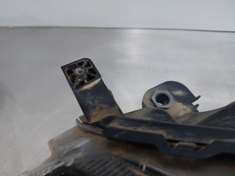 Recambio de faro izquierdo para volkswagen taigo life referencia OEM IAM   