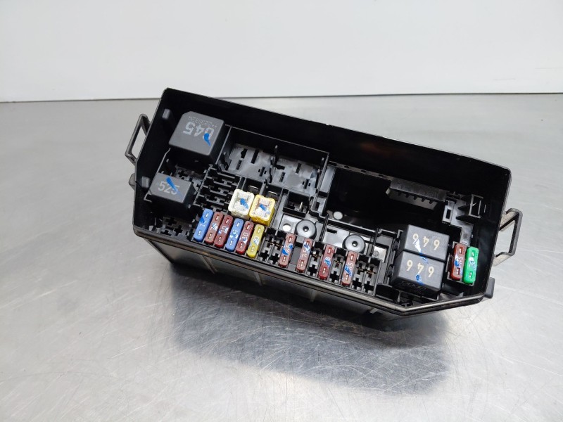 Recambio de caja reles / fusibles para volkswagen taigo life referencia OEM IAM 2Q0927165A  