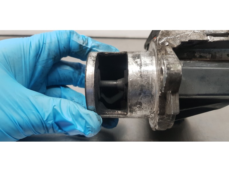 Recambio de valvula egr para kia carens ( ) business referencia OEM IAM 284142A780  