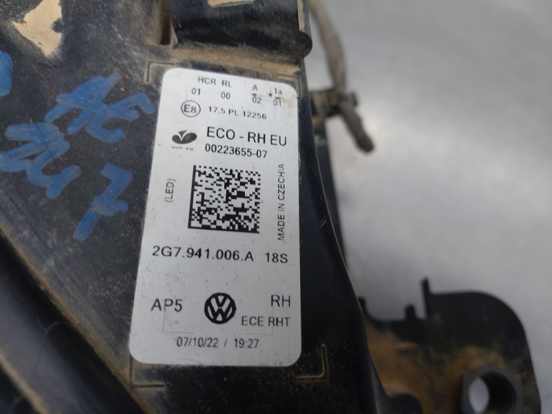 Recambio de faro derecho para volkswagen taigo life referencia OEM IAM 2G7941006A  