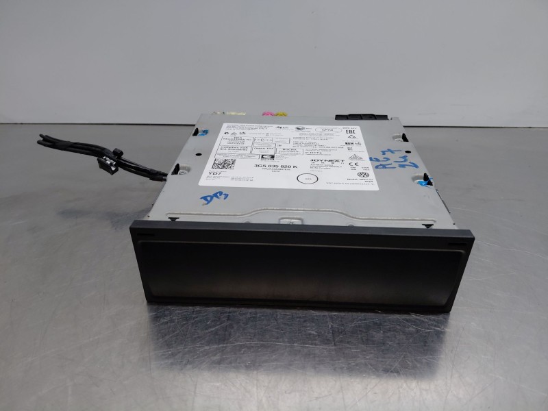 Recambio de sistema audio / radio cd para volkswagen taigo life referencia OEM IAM 3G5035820K  