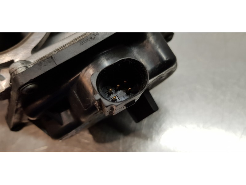 Recambio de valvula egr para volkswagen crafter caja cerrada caja cerrada 30 batalla corta referencia OEM IAM 03L13150AA 03L1315