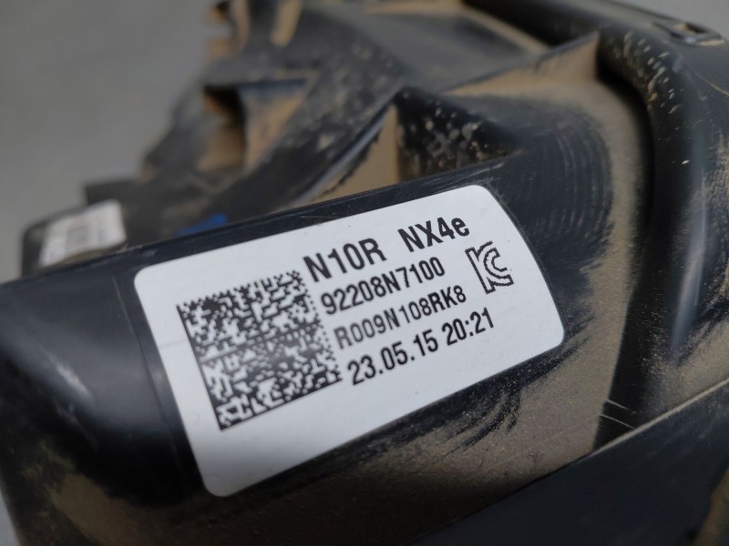 Recambio de piloto delantero derecho para hyundai tucson tecno sky referencia OEM IAM 92208N7100  