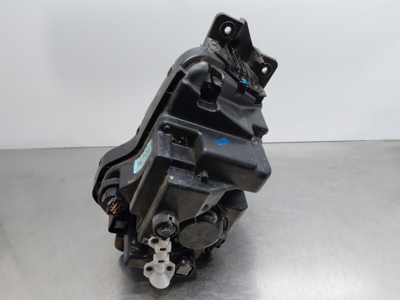 Recambio de faro derecho para hyundai tucson tecno sky referencia OEM IAM 92102N7100  
