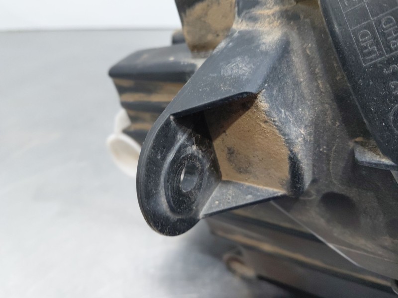 Recambio de faro izquierdo para hyundai tucson tecno sky referencia OEM IAM 92101N7000  