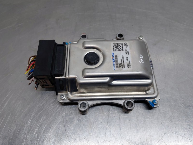 Recambio de modulo electronico para hyundai tucson tecno sky referencia OEM IAM 95441-32AHO  