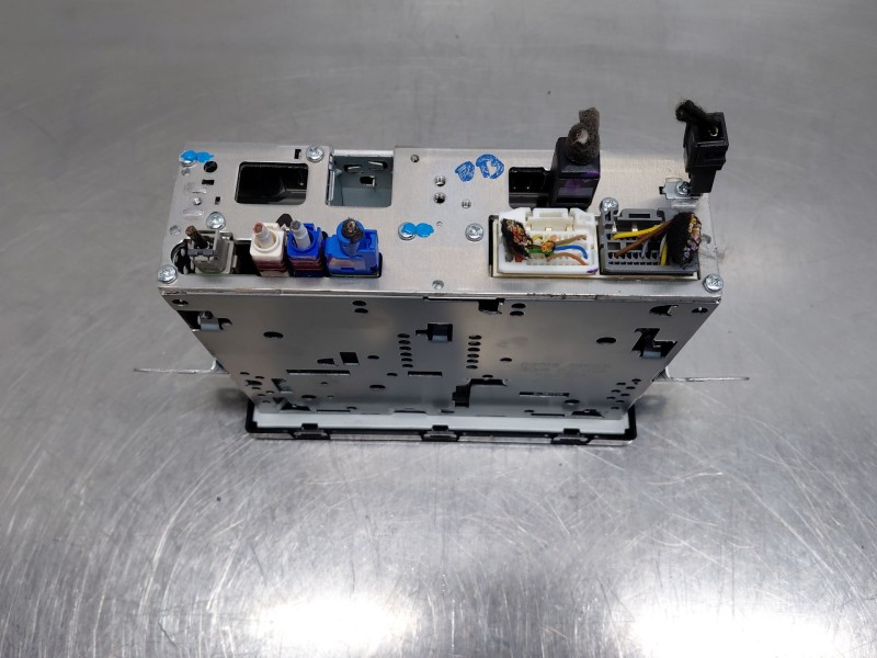 Recambio de sistema audio / radio cd para hyundai tucson tecno sky referencia OEM IAM 96160N7121  