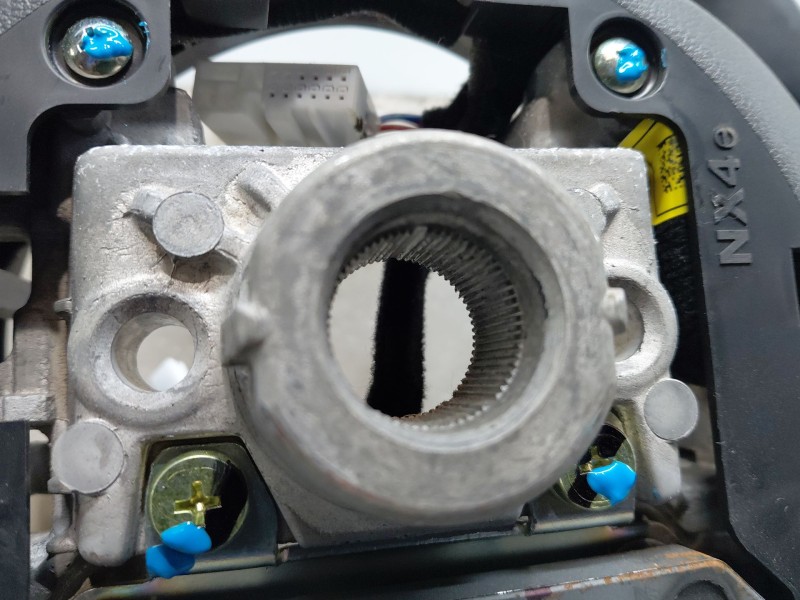 Recambio de volante para hyundai tucson tecno sky referencia OEM IAM 56170N9000  