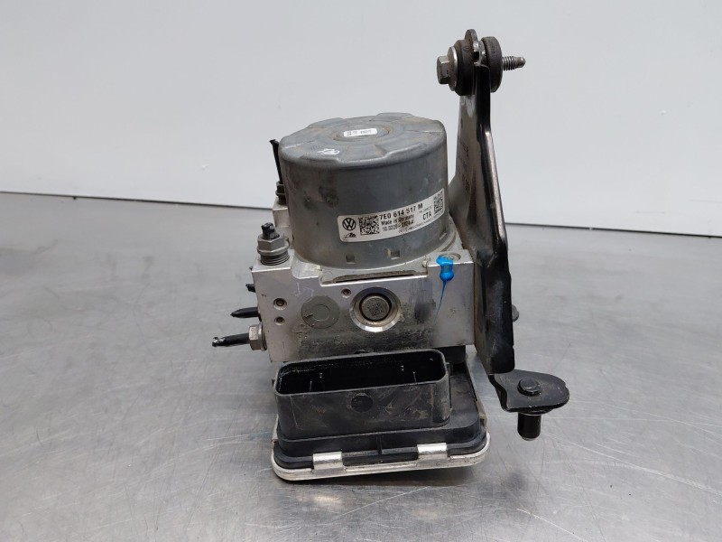 Recambio de abs para volkswagen caddy iv furgoneta/monovolumen (saa, sah) 2.0 tdi referencia OEM IAM 7E0614517MBEF  