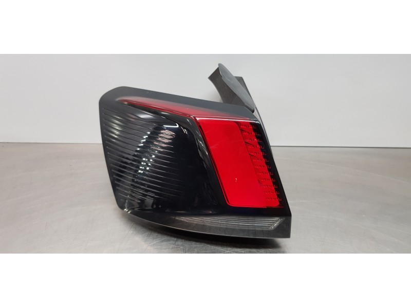 Recambio de piloto trasero izquierdo para peugeot 3008 active referencia OEM IAM 9810477180   Recambio de piloto trasero izquierdo para peugeot 3008 active referencia OEM IAM 9810477180