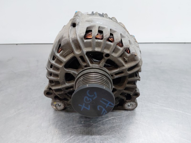 Recambio de alternador para volkswagen caddy iv furgoneta/monovolumen (saa, sah) 2.0 tdi referencia OEM IAM 04L903021A  
