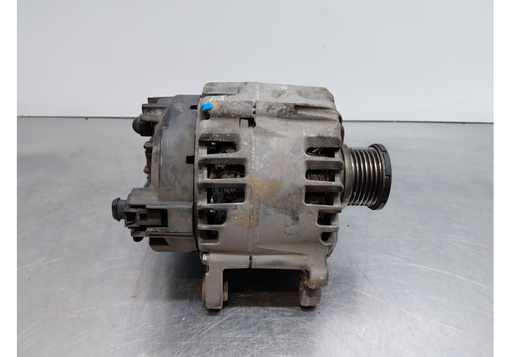 Recambio de alternador para volkswagen caddy iv furgoneta/monovolumen (saa, sah) 2.0 tdi referencia OEM IAM 04L903021A  