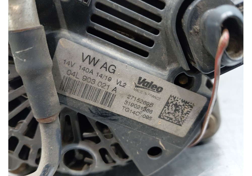 Recambio de alternador para volkswagen caddy iv furgoneta/monovolumen (saa, sah) 2.0 tdi referencia OEM IAM 04L903021A  