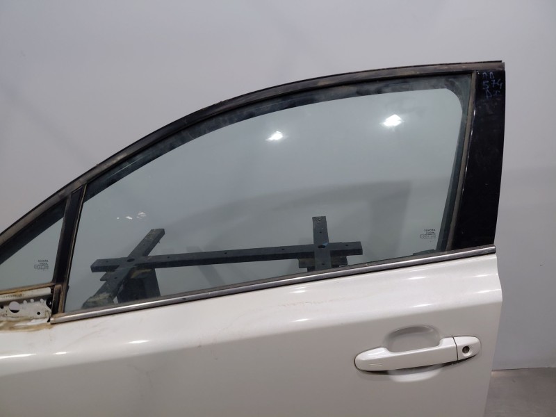 Recambio de puerta delantera izquierda para toyota c-hr hybrid referencia OEM IAM 67002F4010  