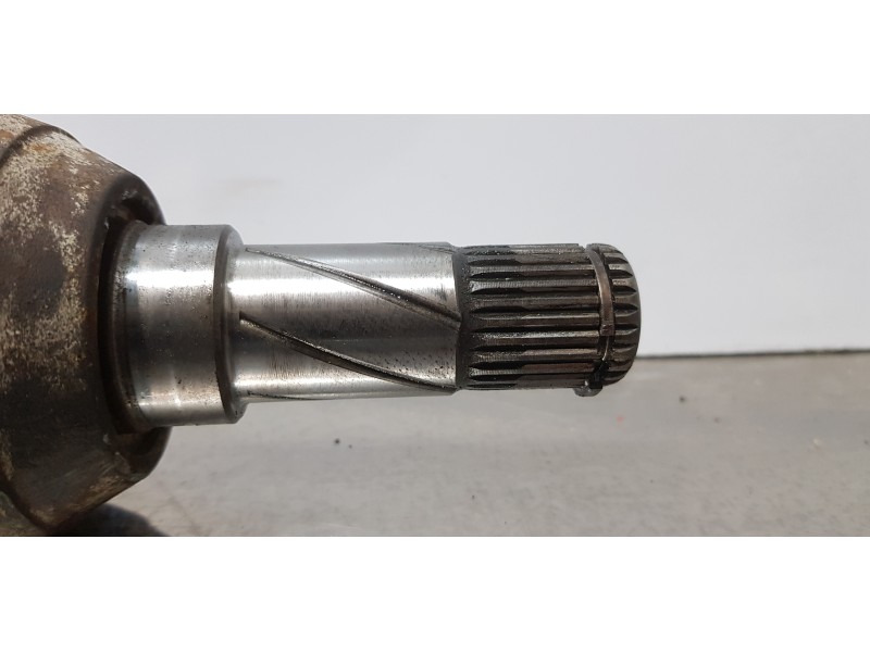 Recambio de transmision trasera derecha para volvo xc90 d5 momentum referencia OEM IAM 36000930  