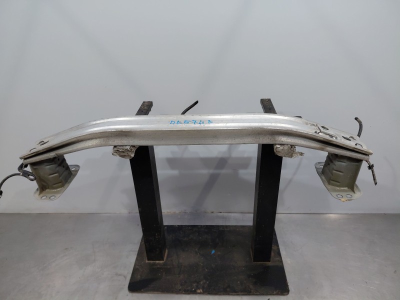 Recambio de refuerzo paragolpes delantero para toyota c-hr hybrid referencia OEM IAM   