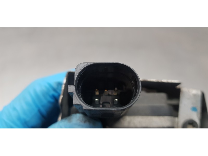 Recambio de valvula egr para kia carens ( ) business referencia OEM IAM 284142A780  