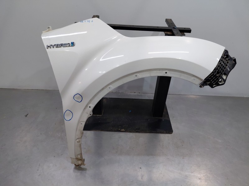 Recambio de aleta delantera derecha para toyota c-hr hybrid referencia OEM IAM 5380102210  