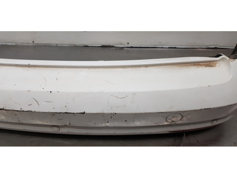 Recambio de paragolpes trasero para volkswagen caddy ocio trendline bluemotion referencia OEM IAM 2K5807417GRU 2K5807417 2K58074 Recambio de paragolpes trasero para volkswagen caddy ocio trendline bluemotion referencia OEM IAM 2K5807417GRU 2K5807417 2K58074