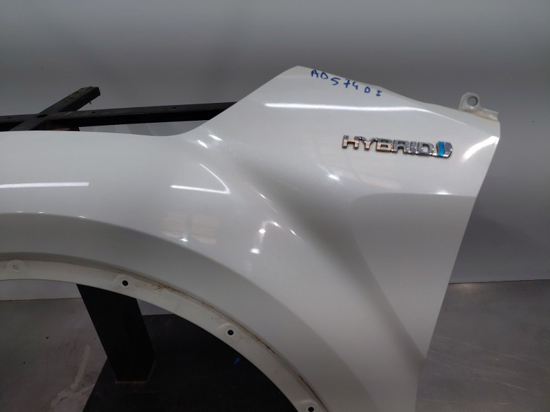 Recambio de aleta delantera izquierda para toyota c-hr hybrid referencia OEM IAM 5380202270  