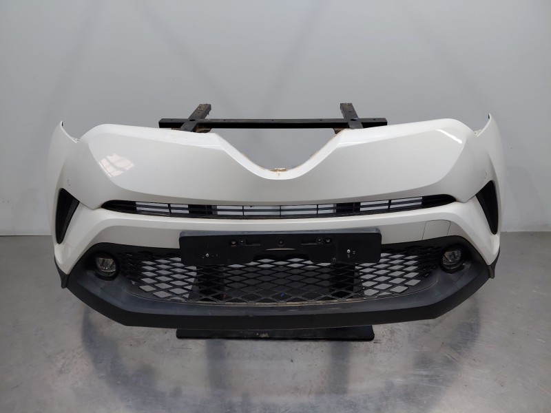 Recambio de paragolpes delantero para toyota c-hr hybrid referencia OEM IAM 52119F4901  