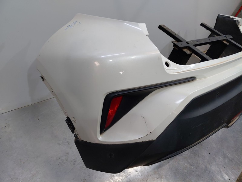 Recambio de paragolpes trasero para toyota c-hr hybrid referencia OEM IAM   