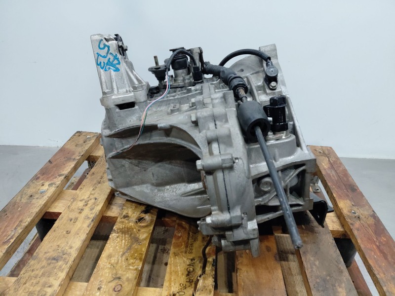 Recambio de caja cambios para kia carens ( ) drive referencia OEM IAM WEW6 U44R 