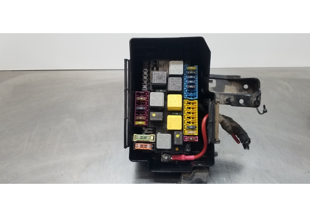 Recambio de caja reles / fusibles para mercedes clase m (w166) ml 350 bluetec (166.004) referencia OEM IAM A1669060193  
