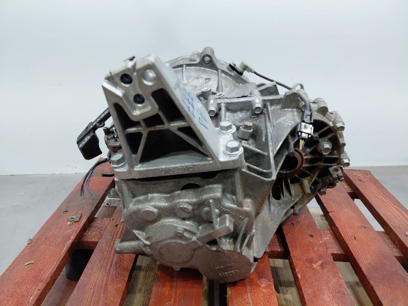 Recambio de caja cambios para hyundai tucson tecno sky referencia OEM IAM WPJ6 430B032622 