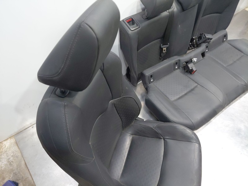 Recambio de juego asientos completo para toyota c-hr hybrid referencia OEM IAM 72010F4041  