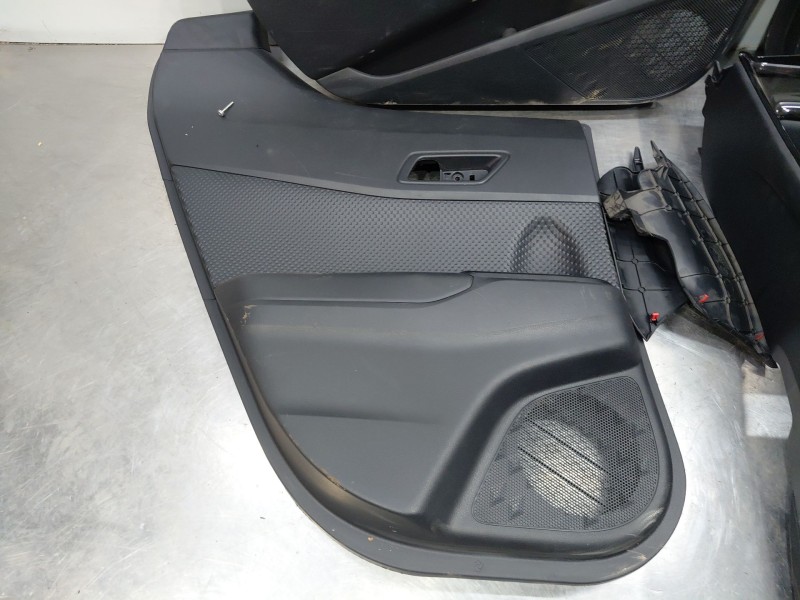 Recambio de juego asientos completo para toyota c-hr hybrid referencia OEM IAM 72010F4041  
