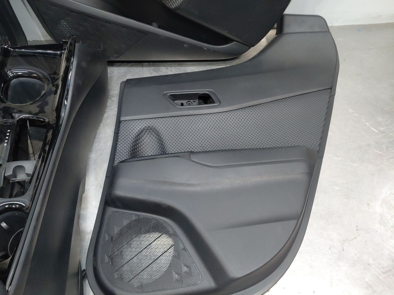 Recambio de juego asientos completo para toyota c-hr hybrid referencia OEM IAM 72010F4041  