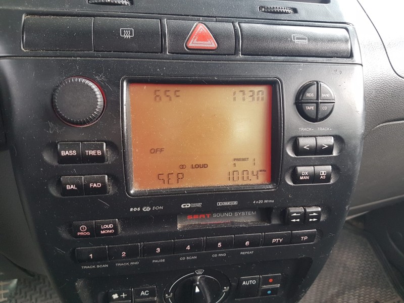 seat cordoba berlina (6k2) del año 2001