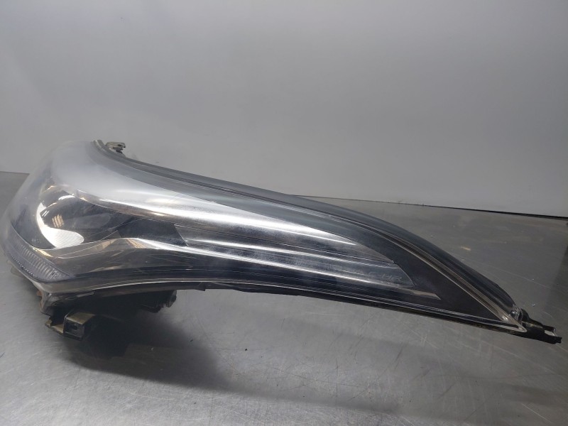 Recambio de faro izquierdo para toyota c-hr hybrid referencia OEM IAM   