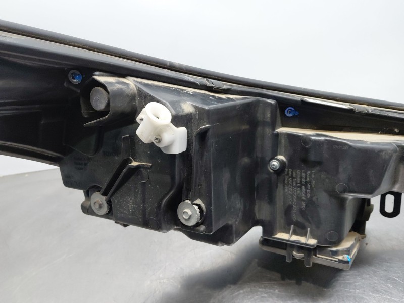 Recambio de faro izquierdo para toyota c-hr hybrid referencia OEM IAM   