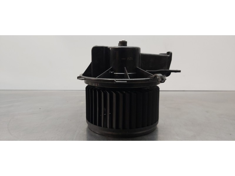 Recambio de motor calefaccion para peugeot boxer caja cerrada (rs 3000) (330/333) 2007 ) hdi (330) referencia OEM IAM 6441Y1  
