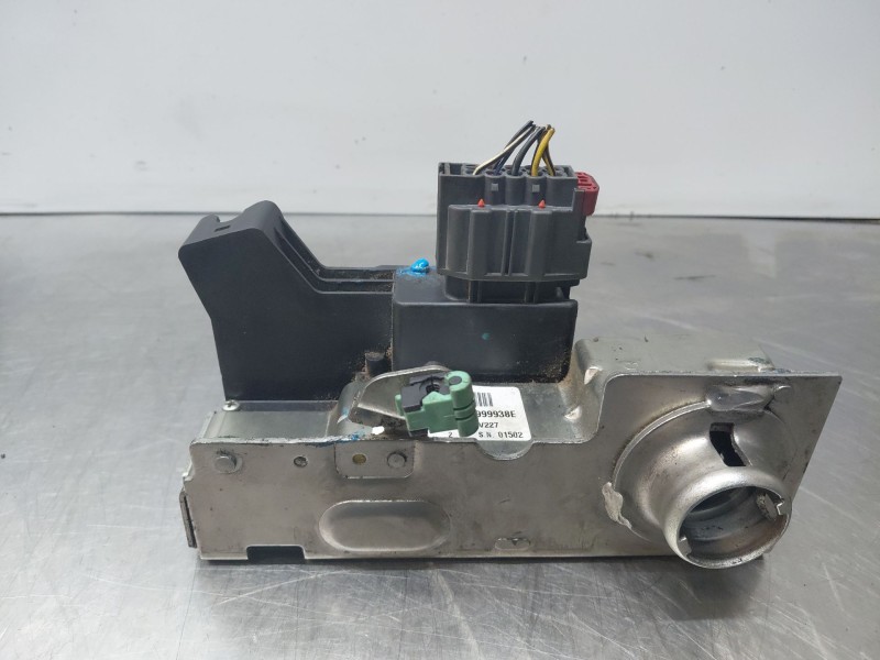 Recambio de cerradura puerta delantera derecha para ford tourneo connect (tc7) kombi referencia OEM IAM   