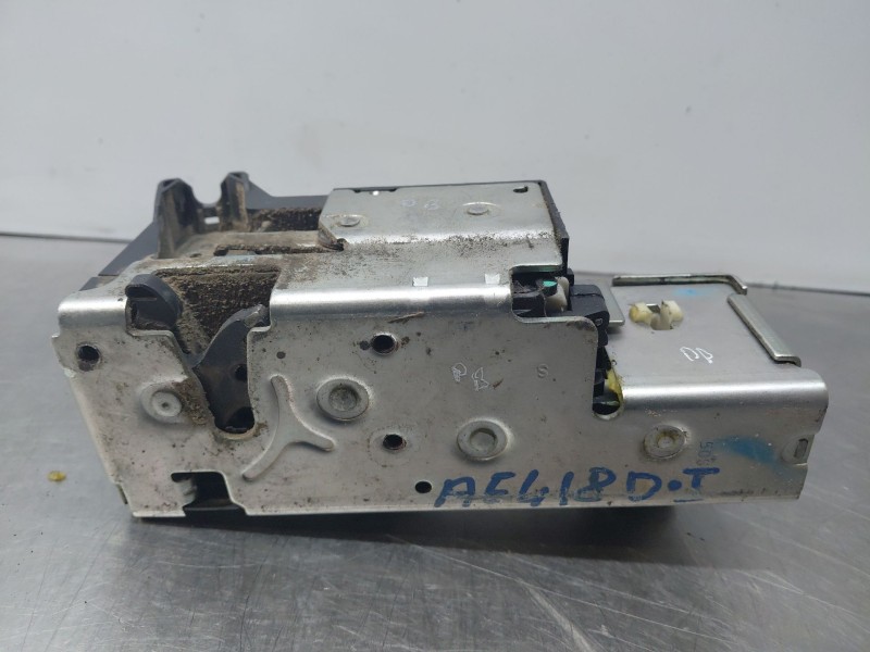 Recambio de cerradura puerta delantera izquierda para ford tourneo connect (tc7) kombi referencia OEM IAM   