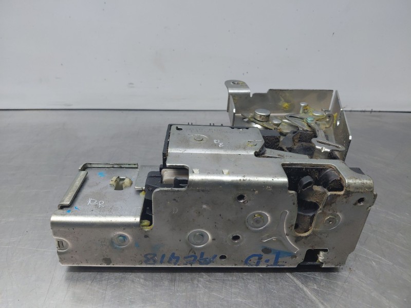 Recambio de cerradura puerta trasera derecha para ford tourneo connect (tc7) kombi referencia OEM IAM   