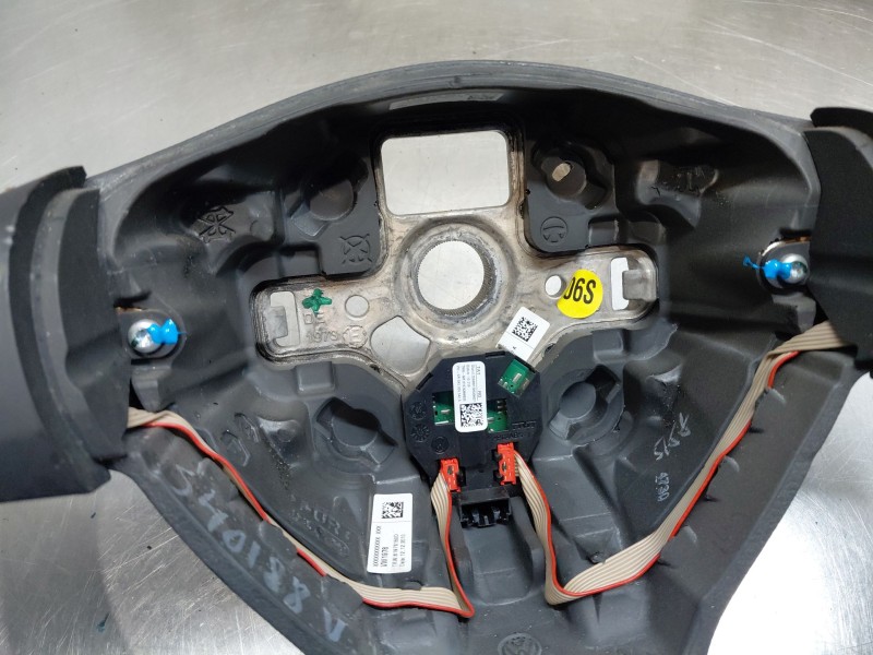 Recambio de volante para volkswagen tiguan (5n1) advance referencia OEM IAM   