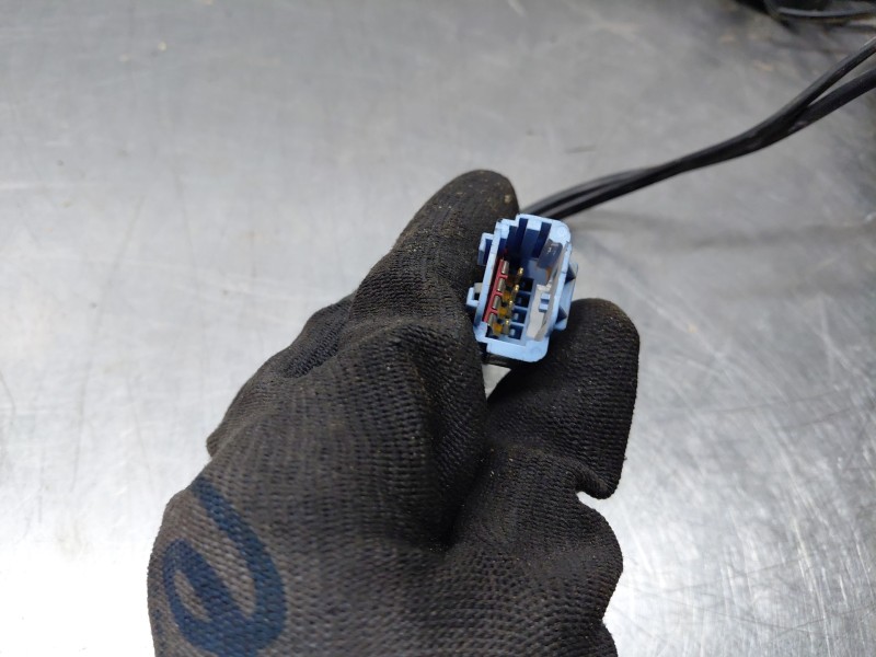 Recambio de enganche del cinturon delantero izq para citroën c3 i (fc_, fn_) 1.1 i referencia OEM IAM   