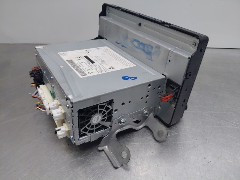 Recambio de pantalla multifuncion para toyota c-hr hybrid referencia OEM IAM   