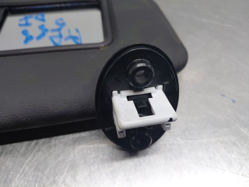 Recambio de parasol izquierdo para toyota c-hr hybrid referencia OEM IAM   