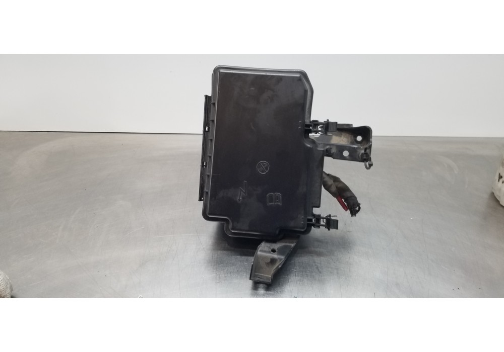 Recambio de caja reles / fusibles para mercedes clase m (w166) ml 350 bluetec (166.004) referencia OEM IAM A1669060193  