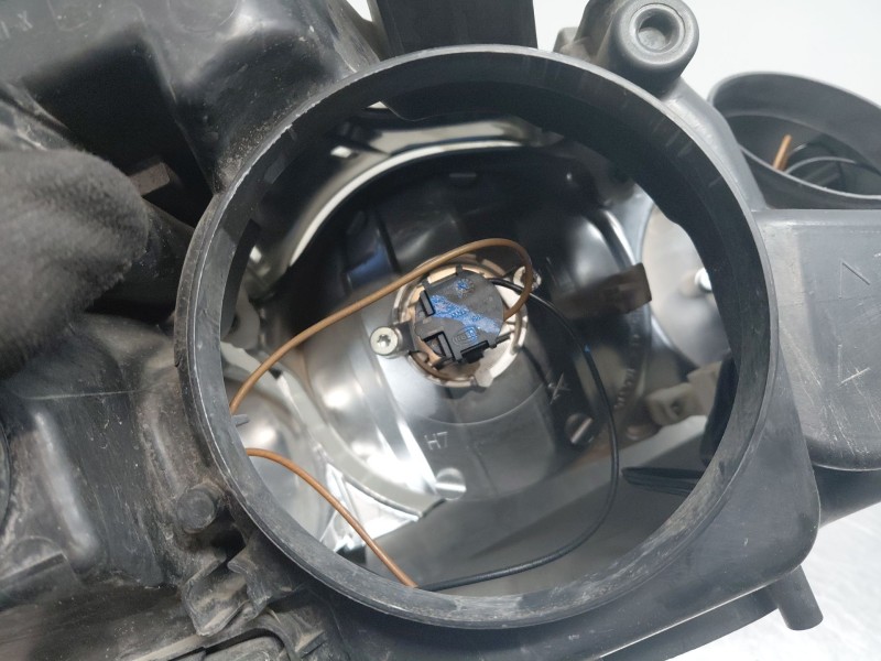 Recambio de faro izquierdo para ford c-max (dm2) 1.8 tdci referencia OEM IAM   