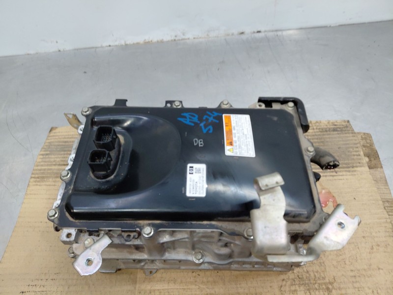 Recambio de bateria para toyota c-hr hybrid referencia OEM IAM   